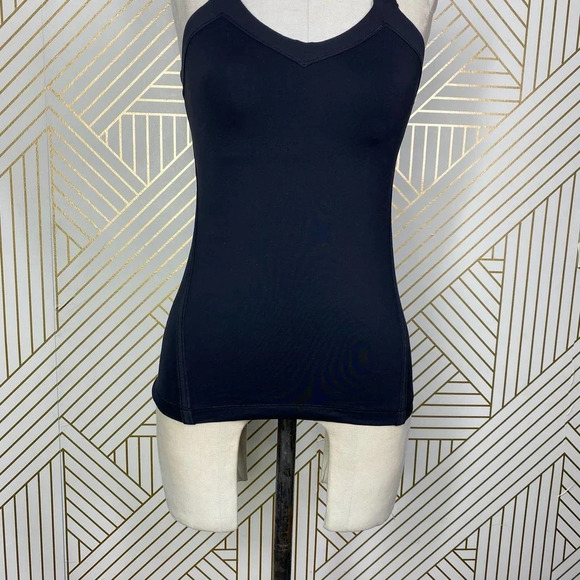 Lululemon Push Your Limits Tank Top in Solid Black Size US - Picture 4 of 9